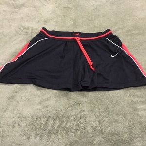 Black and Red Nike Sphere Dry Tennis Skorts